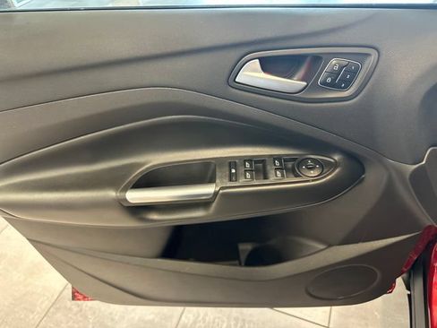 Used 2017 Ford Escape Titanium AWD/4WD image 20