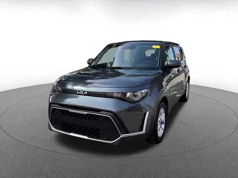 Used 2025 Kia Soul LX w/ LX Technology Package image 6