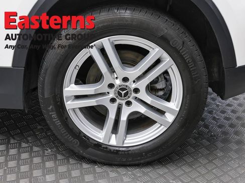 Used 2022 Mercedes-Benz GLA 250 4MATIC w/ Premium Package Lite image 8