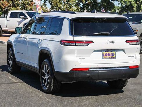 Used 2024 Jeep Grand Cherokee L Limited w/ Luxury Tech Group II image 2