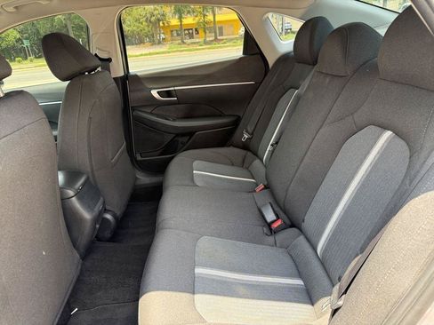 Used 2022 Hyundai Sonata SE FWD image 9