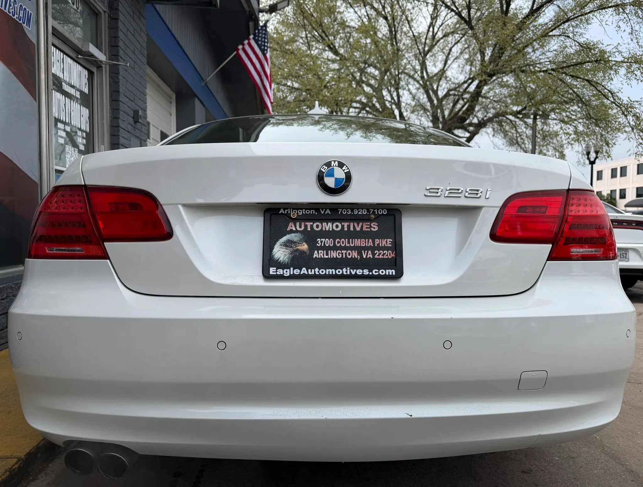 Used 2012 BMW 328i xDrive Coupe AWD/4WD image 4