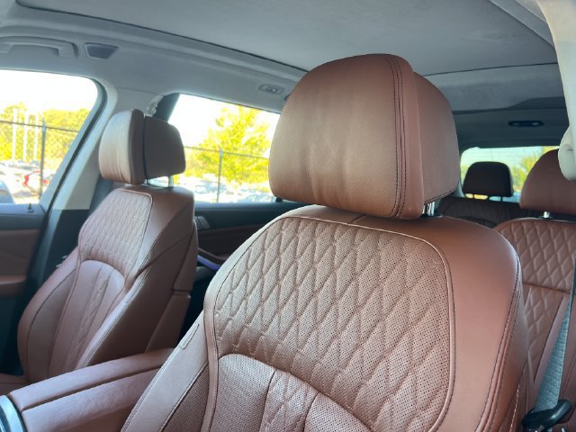 Used 2024 BMW ALPINA XB7 AWD/4WD image 16