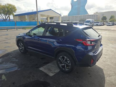 Used 2024 Subaru Crosstrek 2.0i Premium image 6