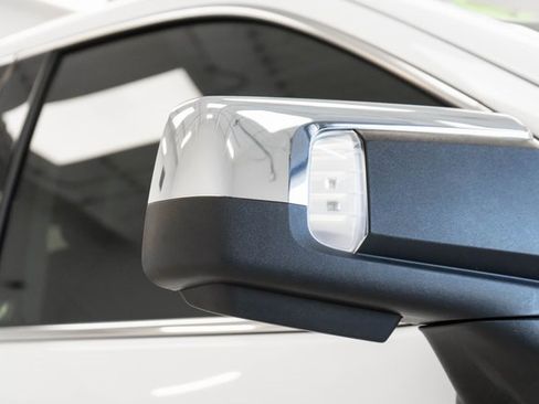 Used 2022 GMC Sierra 1500 SLT image 10