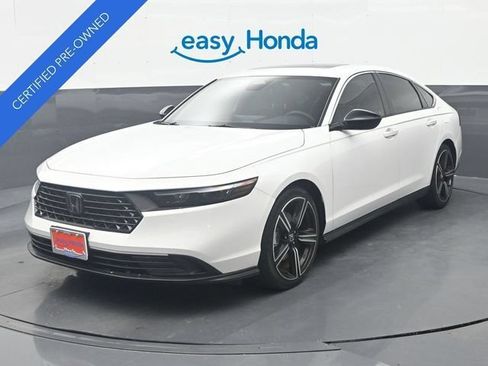 Used 2024 Honda Accord Sport image 3