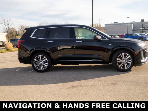 Used 2020 Cadillac XT6 Premium Luxury image 2