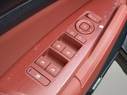 New 2026 Kia Sportage SX image 21