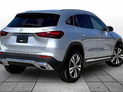 Used 2026 Mercedes-Benz GLA 250 4MATIC image 7