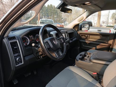 Used 2022 RAM 1500 Tradesman w/ Tradesman SXT Package image 19