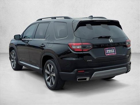 Used 2025 Honda Pilot Elite image 10