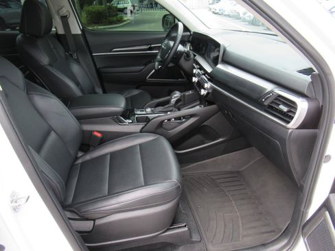 Used 2024 Kia Telluride S w/ S Sunroof Package FWD image 11