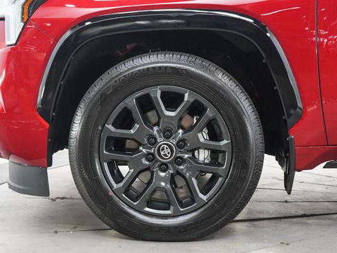 Used 2026 Toyota Sequoia Platinum AWD/4WD image 30