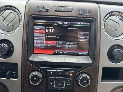 Used 2013 Ford F150 Lariat w/ Lariat Chrome Pkg image 12