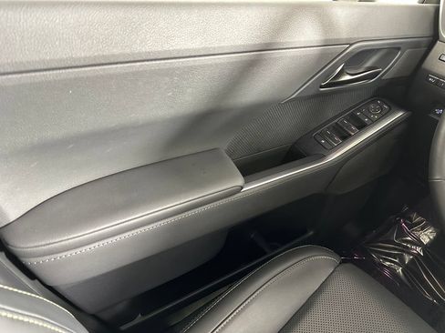 Used 2024 Lexus GX 550 AWD/4WD image 35