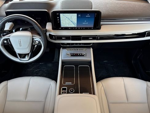New 2025 Lincoln Aviator 2WD w/ Equipment Group 101A image 12