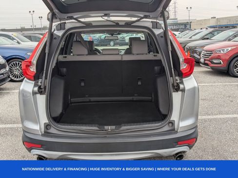 Used 2017 Honda CR-V Touring image 6