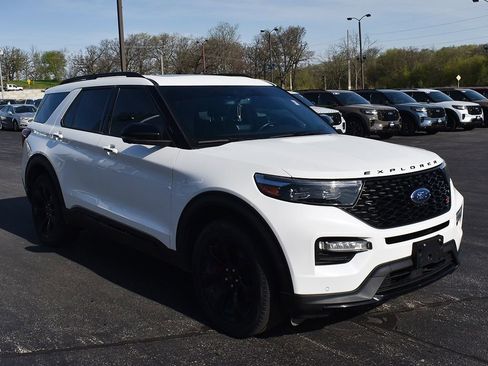 Used 2023 Ford Explorer ST w/ Equipment Group 401A AWD/4WD image 8