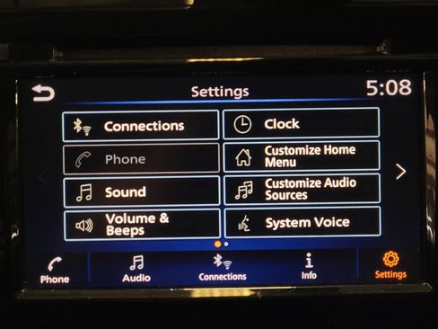 Used 2020 Nissan Rogue SV image 25