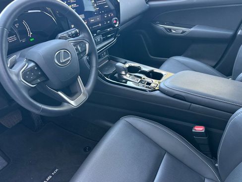 Used 2025 Lexus NX 350h AWD w/ Cold Area Package image 7