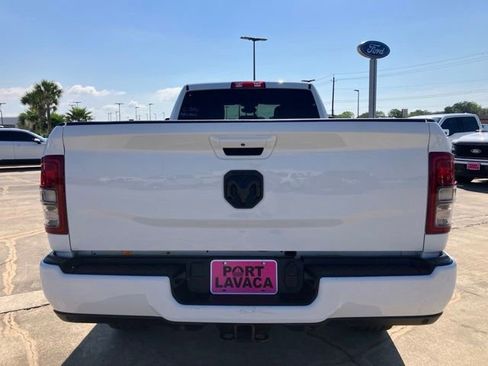 Used 2024 RAM 3500 Big Horn w/ Night Edition AWD/4WD image 6