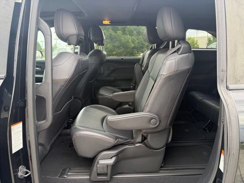 Used 2023 Toyota Sienna XSE w/ XSE Plus Package AWD/4WD image 22
