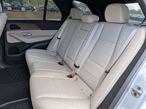 Certified 2024 Mercedes-Benz GLE 350 4MATIC image 33