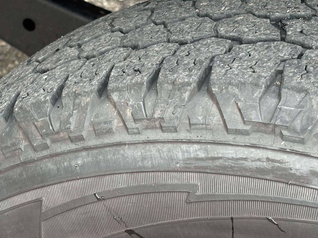 Used 2017 Ford F350 XLT w/ Snow Plow Prep Package AWD/4WD image 22