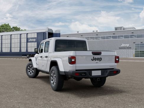 New 2026 Jeep Gladiator Sport image 3