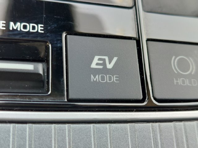 Used 2025 Toyota Sienna LE FWD image 16