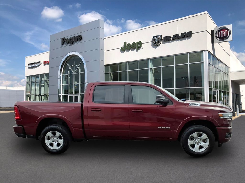 Used 2025 RAM 1500 Big Horn AWD/4WD image 2