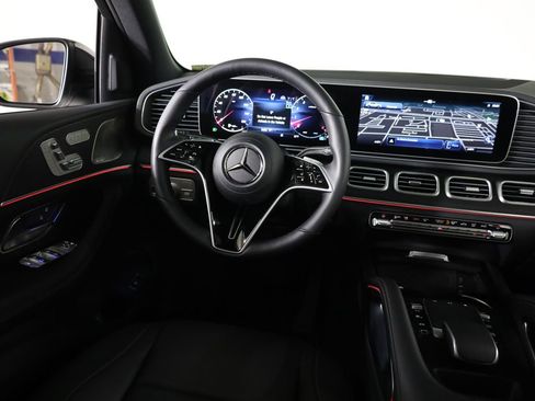 Certified 2026 Mercedes-Benz GLE 450 4MATIC image 38