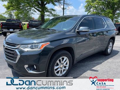 Used 2021 Chevrolet Traverse LT