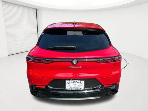 Used 2024 Alfa Romeo Tonale Ti w/ Premium Interior Package AWD/4WD image 6