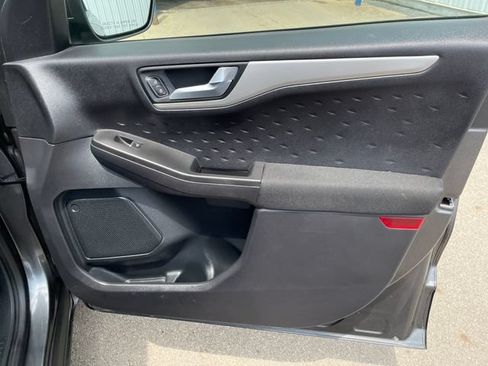 Used 2020 Ford Escape SE AWD/4WD image 40