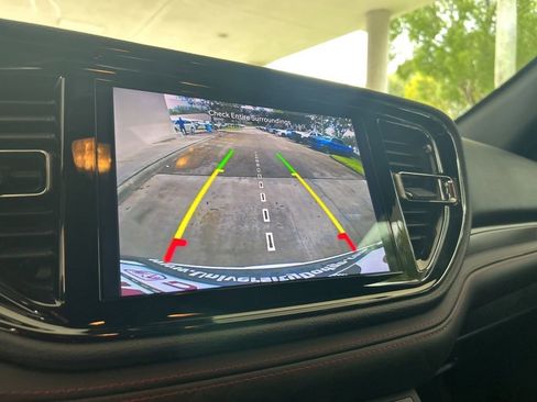 Certified 2023 Dodge Durango GT image 9