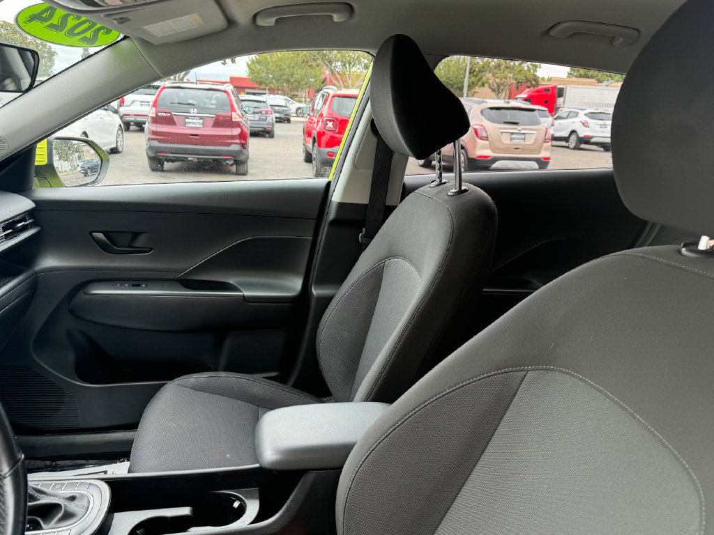 Used 2024 Hyundai Kona SEL AWD/4WD image 14