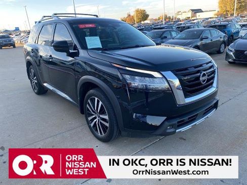 Certified 2024 Nissan Pathfinder Platinum w/ Cargo Package image 9