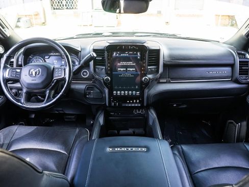 Used 2019 RAM 2500 Limited AWD/4WD image 37