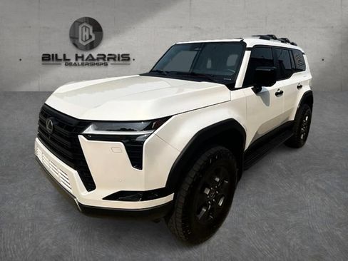 Used 2024 Lexus GX 550 AWD/4WD image 1