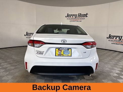 Used 2025 Toyota Corolla LE image 6