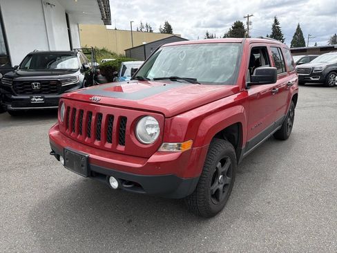 Used 2017 Jeep Patriot Sport AWD/4WD image 1