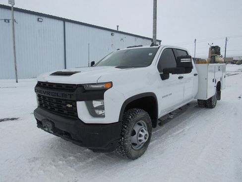 Used 2022 Chevrolet Silverado 3500 W/T w/ WT Convenience Package image 5