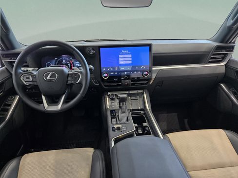 Certified 2025 Lexus GX 550 AWD/4WD image 29