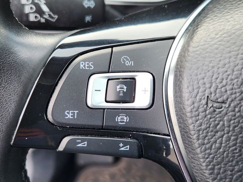 Used 2019 Volkswagen Jetta SEL image 23