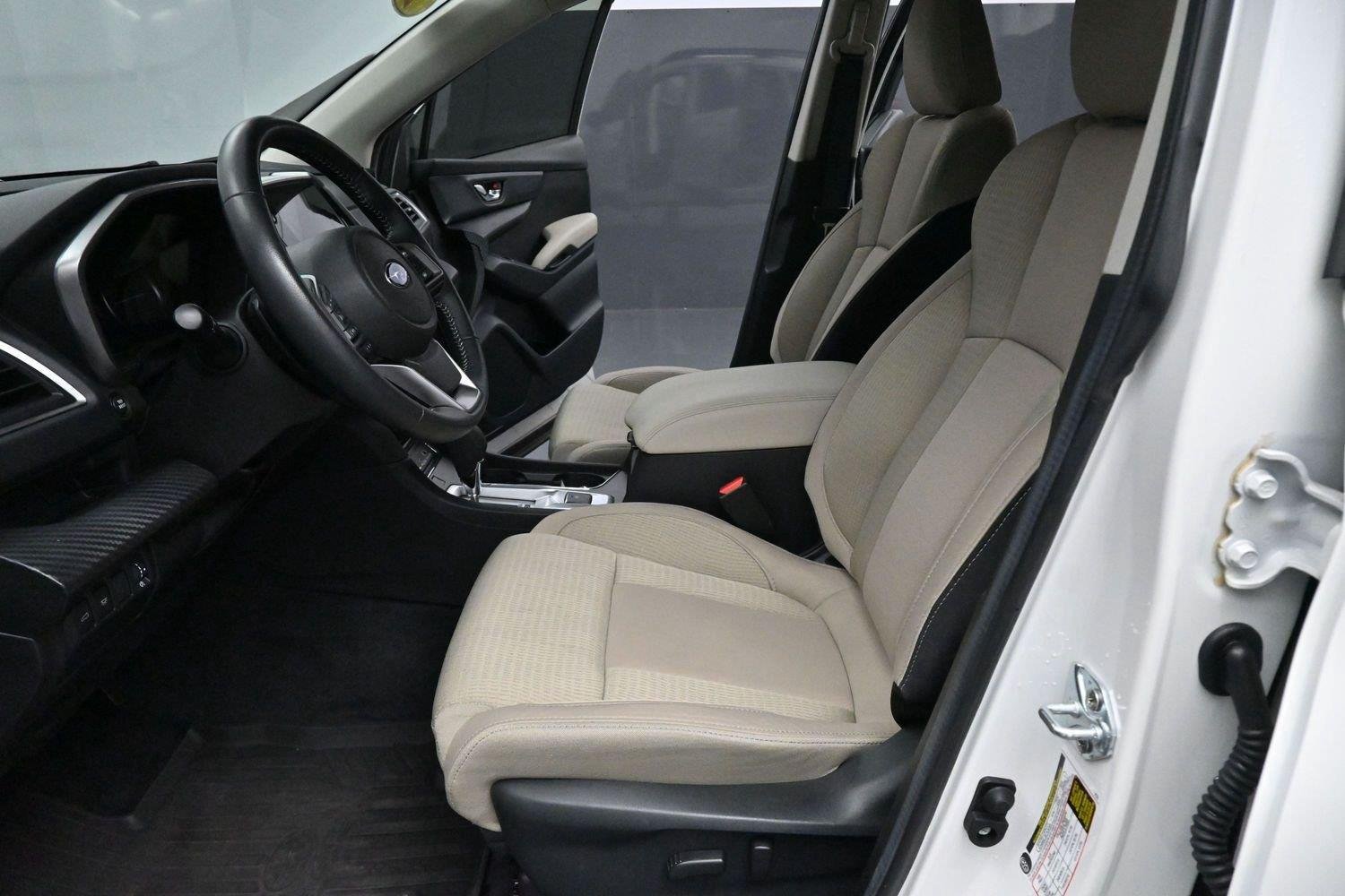 Used 2025 Subaru Ascent Premium w/ Premium Package AWD/4WD image 12