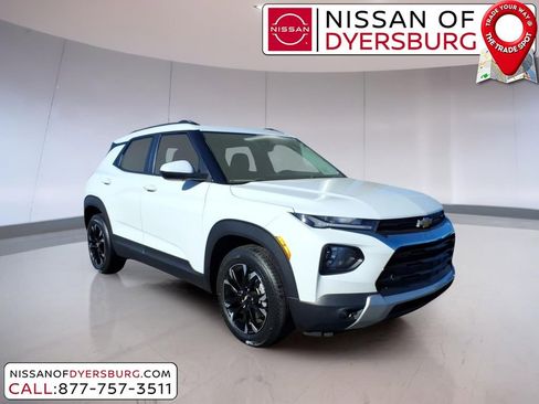 Used 2023 Chevrolet TrailBlazer LT w/ Convenience Package image 1