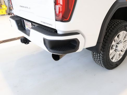 Certified 2023 GMC Sierra 3500 Denali w/ Denali Ultimate Package image 34