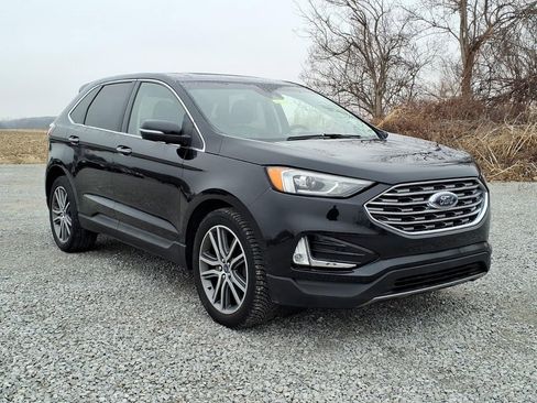 Used 2019 Ford Edge Titanium w/ Cold Weather Package image 2