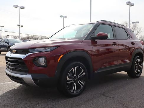 Used 2023 Chevrolet TrailBlazer LT w/ Convenience Package image 7